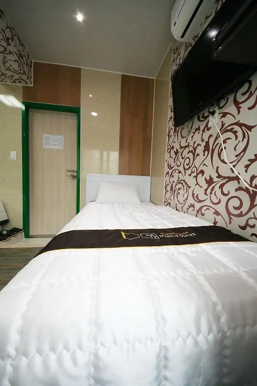 招待所 Guesthouse Myeongdong 2 首爾